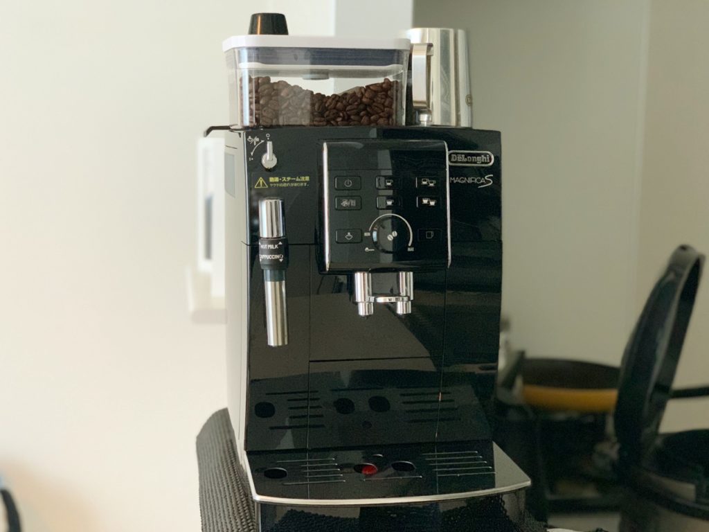 デロンギ コーヒーマシーン